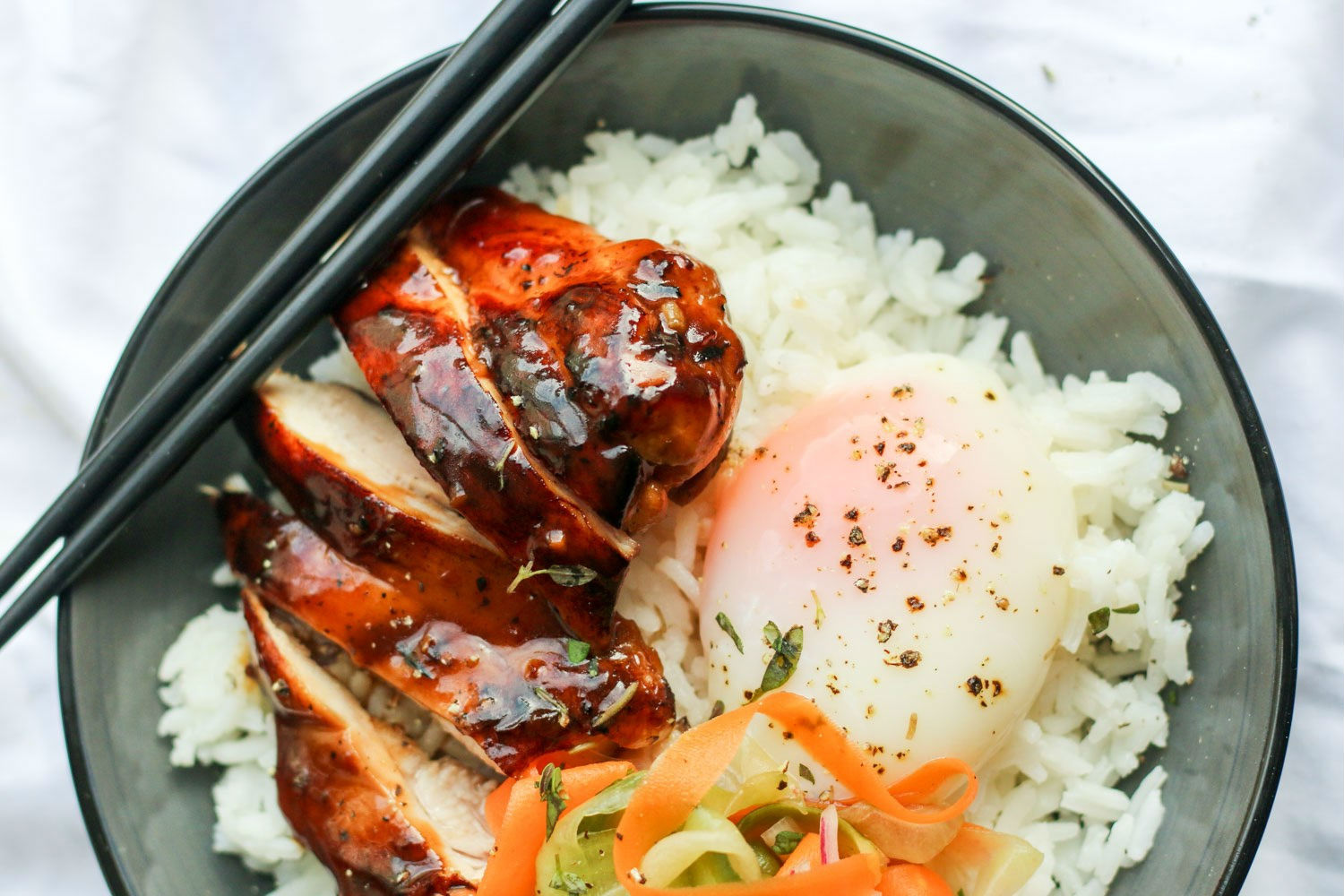 Sammenlignelig Kommerciel Alperne Sous vide kyckling i teriyaki sås recept för sous vide